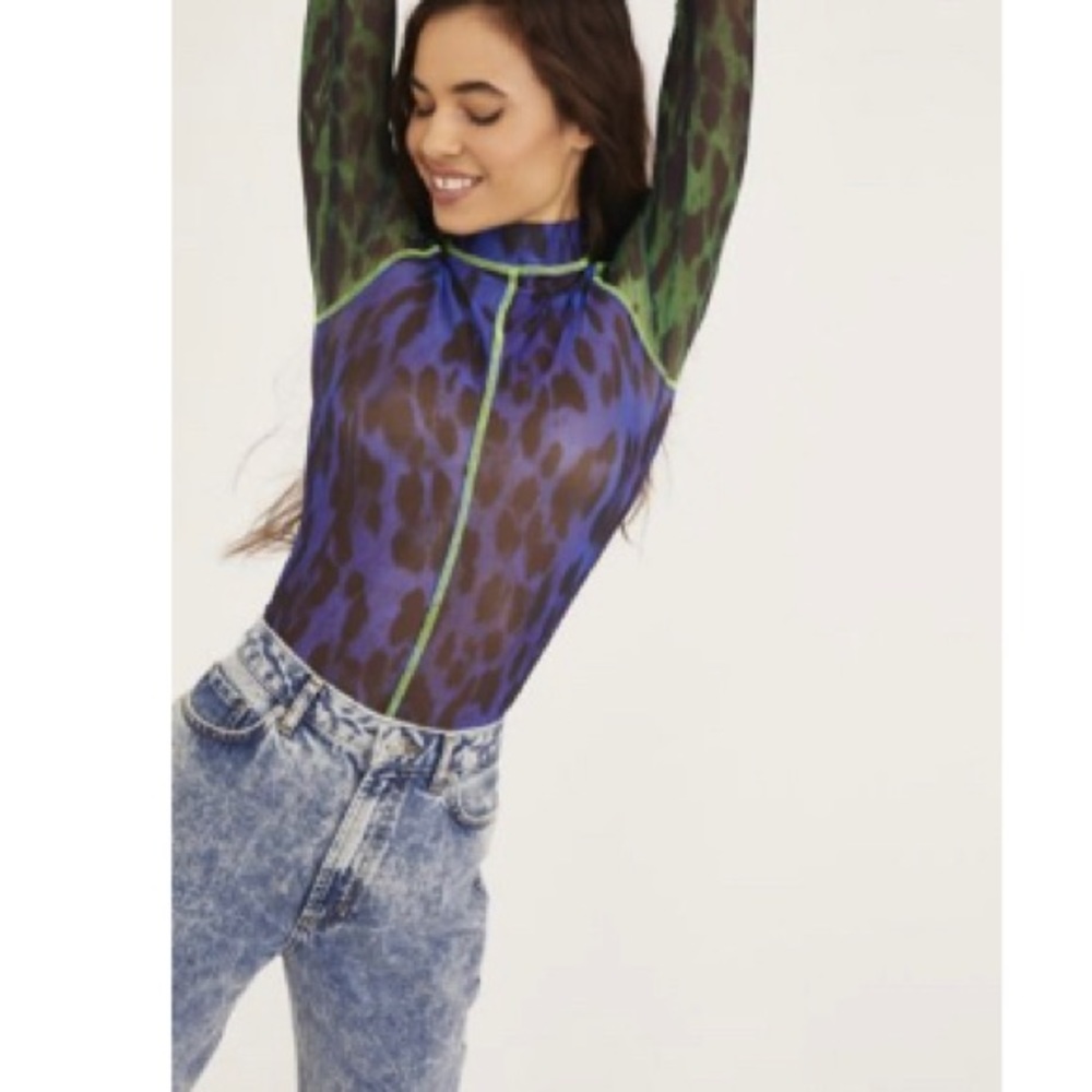 Sheer Long Sleeve Leopard Print Tee in Blue and Green